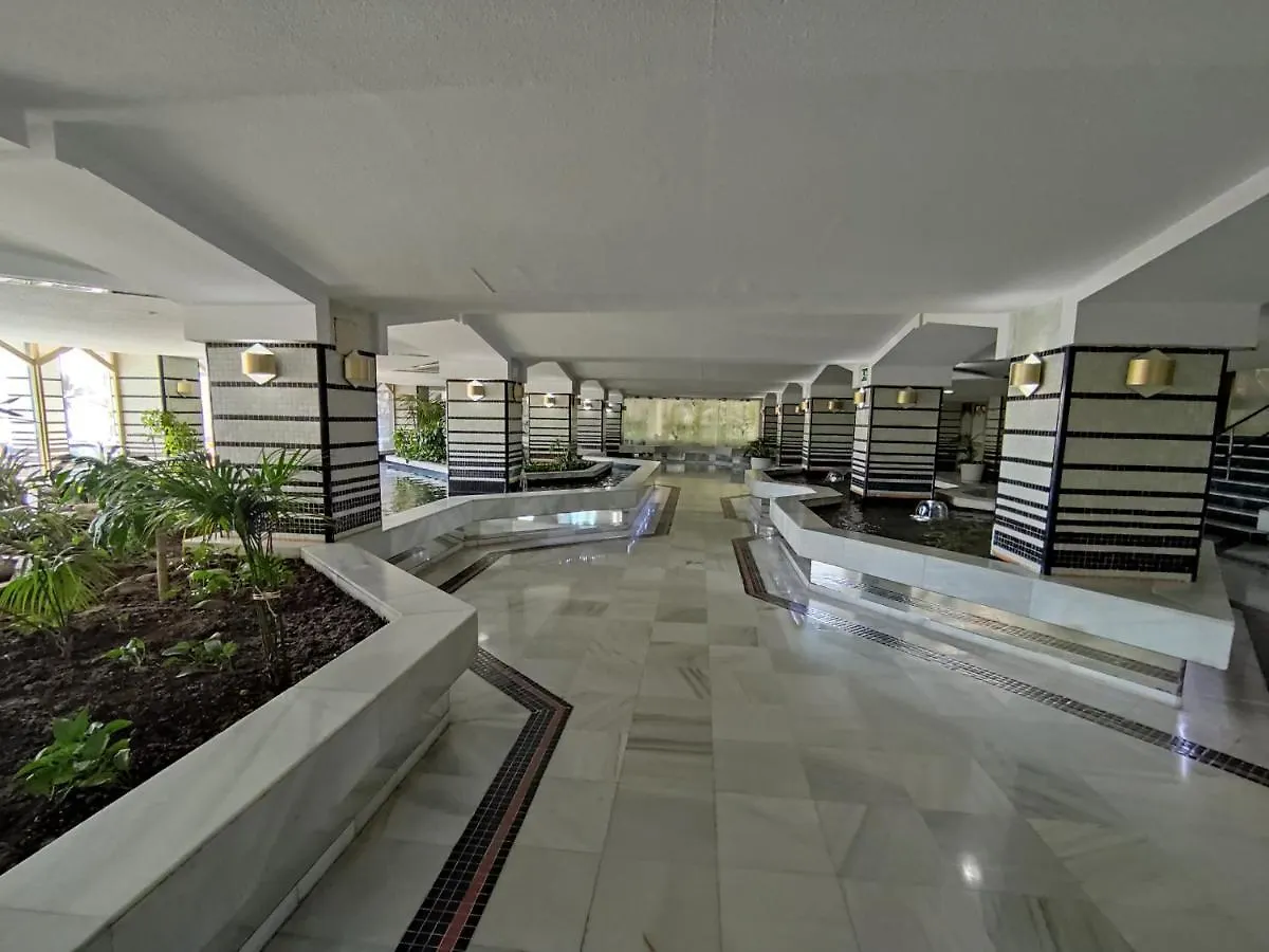 Apartamento Estudio Benalbeach Primera Linea De Playa Benalmádena